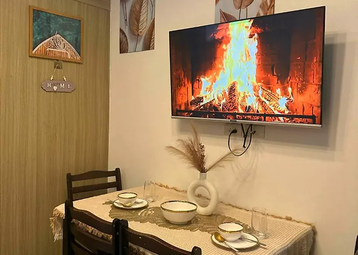 M's Space At Shore Residences Манила